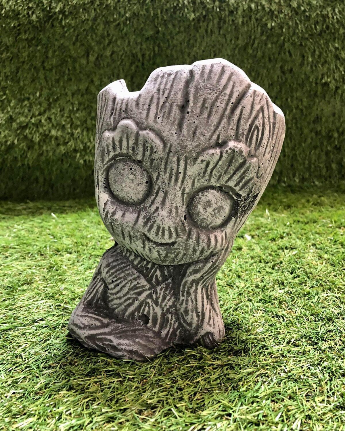 Groot Planter Concrete Garden Ornament