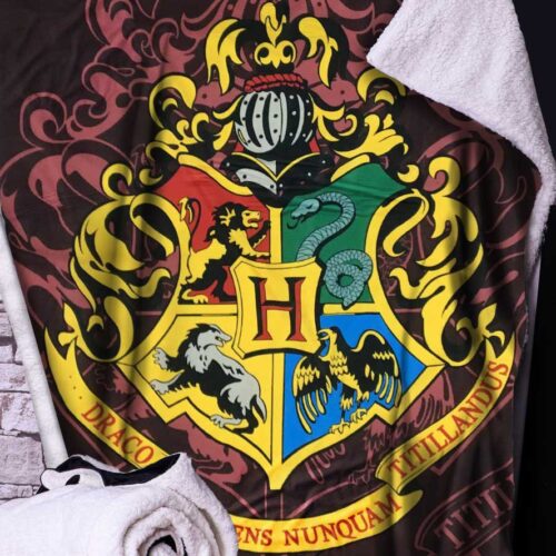 Harry Potter Hogwarts Crest Soft To Touch Throw 100x150cm